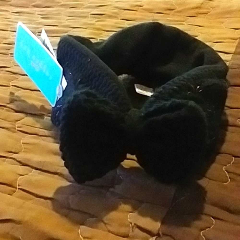 Nwt Winter knit headband copper key